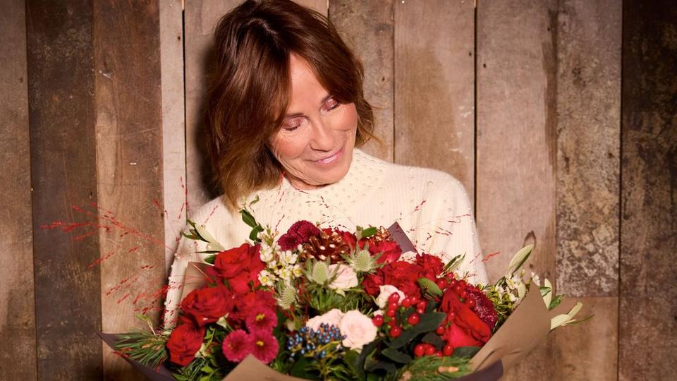 christmas_brand_imagery_expiry_September2026-10-CROP