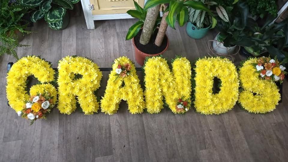 Debbie_Burnitt-South_Brent_Flowers-grandad-tribute