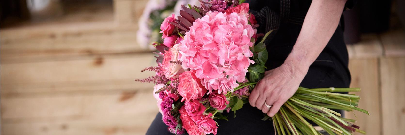 florist-hand-crafted-pink-bouquet-flowers