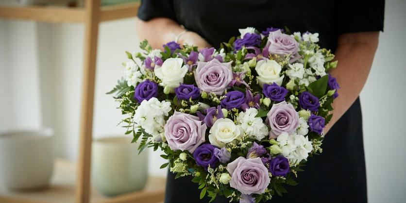 interflora-funeral-product-pastel-heart