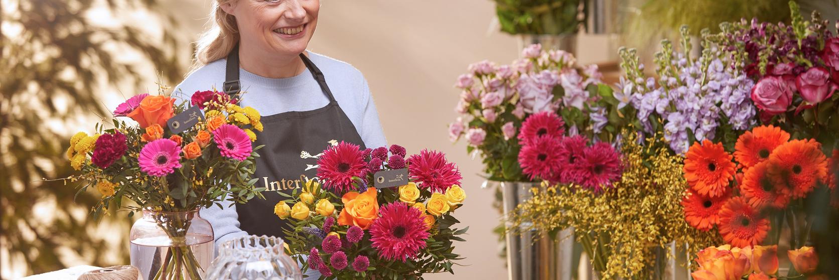 Interflora060121-2198