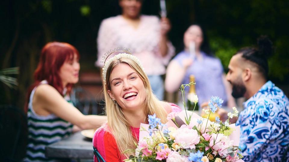 May Brand Imagery - Expiry May 2026 summer  (100)